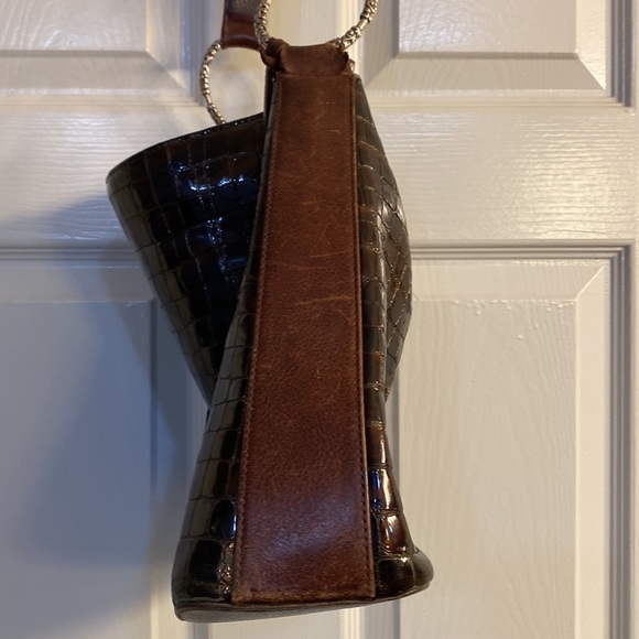 Brighton Shiny Croc-Embossed Shiny leather Brown Shoulder Bag - Picture 5 of 8